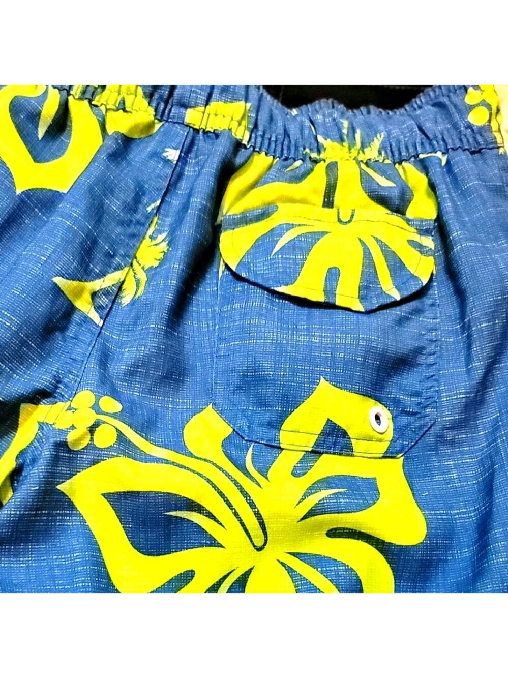 Firefly Mens Board Shorts Large
